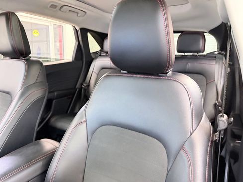 Used 2022 Ford Escape SEL w/ SEL Stealth AWD Package image 15
