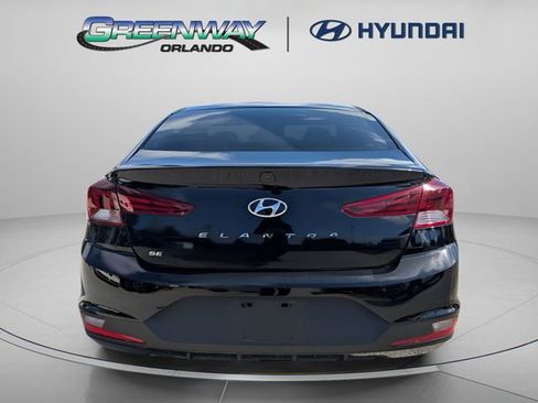 Used 2020 Hyundai Elantra SE w/ Cargo Package (C1) FWD image 7