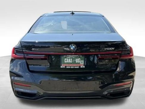 Used 2022 BMW 750i xDrive w/ Executive Package AWD/4WD image 8