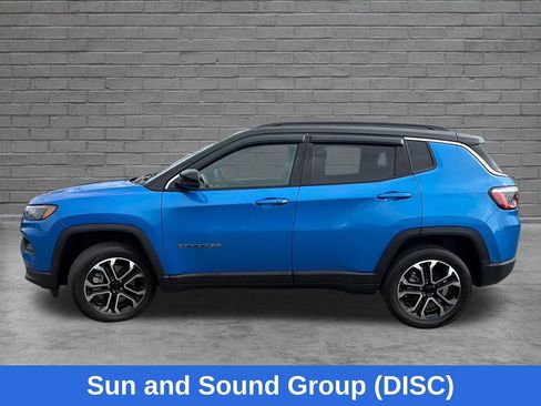 Used 2023 Jeep Compass Limited w/ Sun and Sound Group AWD/4WD image 4