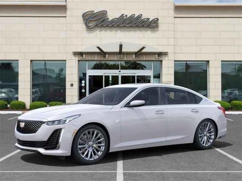 Used 2023 Cadillac CT5 Luxury image 2