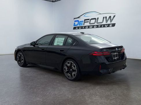 New 2026 BMW 530i xDrive w/ M Sport Package image 5