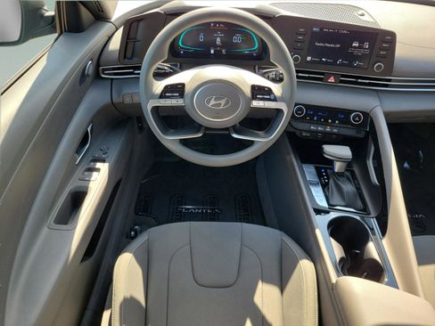 New 2026 Hyundai Elantra Blue image 31