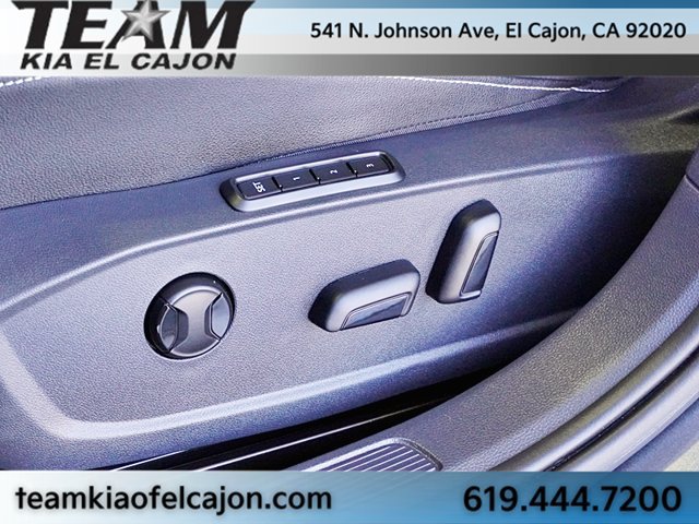 Used 2023 Volkswagen Jetta SEL FWD image 16