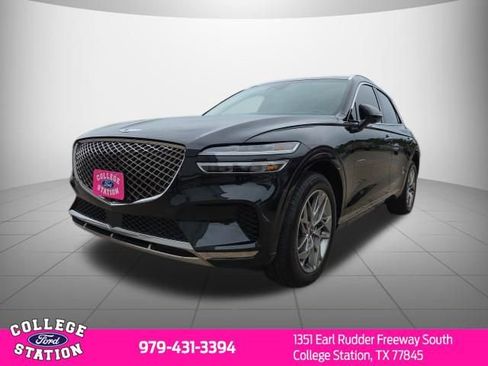 Used 2025 Genesis GV70 2.5T w/ Select Package AWD/4WD image 2