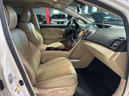 Used 2012 Toyota Venza XLE AWD/4WD image 40