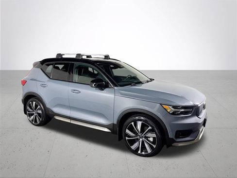 Used 2022 Volvo XC40 P8 Recharge Ultimate AWD/4WD image 4