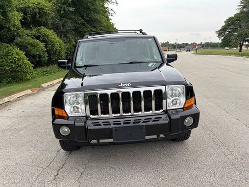 Used 2006 Jeep Commander Limited AWD/4WD image 8