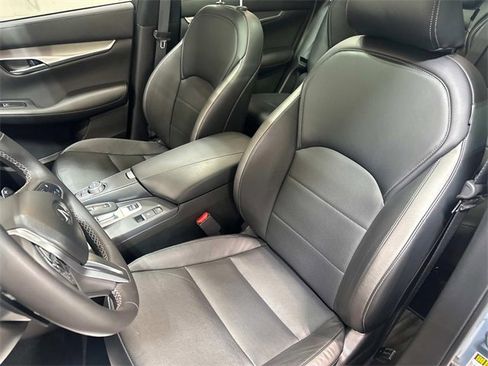 Used 2023 INFINITI QX50 Luxe image 21