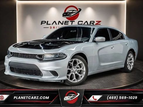 Used 2022 Dodge Charger SXT w/ Leather Interior Group RWD image 1