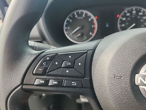 Used 2024 Nissan Sentra S FWD image 14