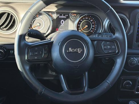 Used 2019 Jeep Wrangler Unlimited Sport S image 10