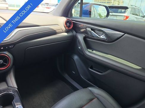 Used 2021 Chevrolet Blazer RS w/ Enhanced Convenience Package FWD image 11
