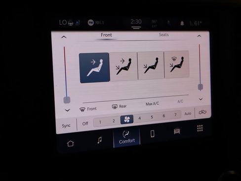 Used 2022 RAM 1500 Laramie AWD/4WD image 32