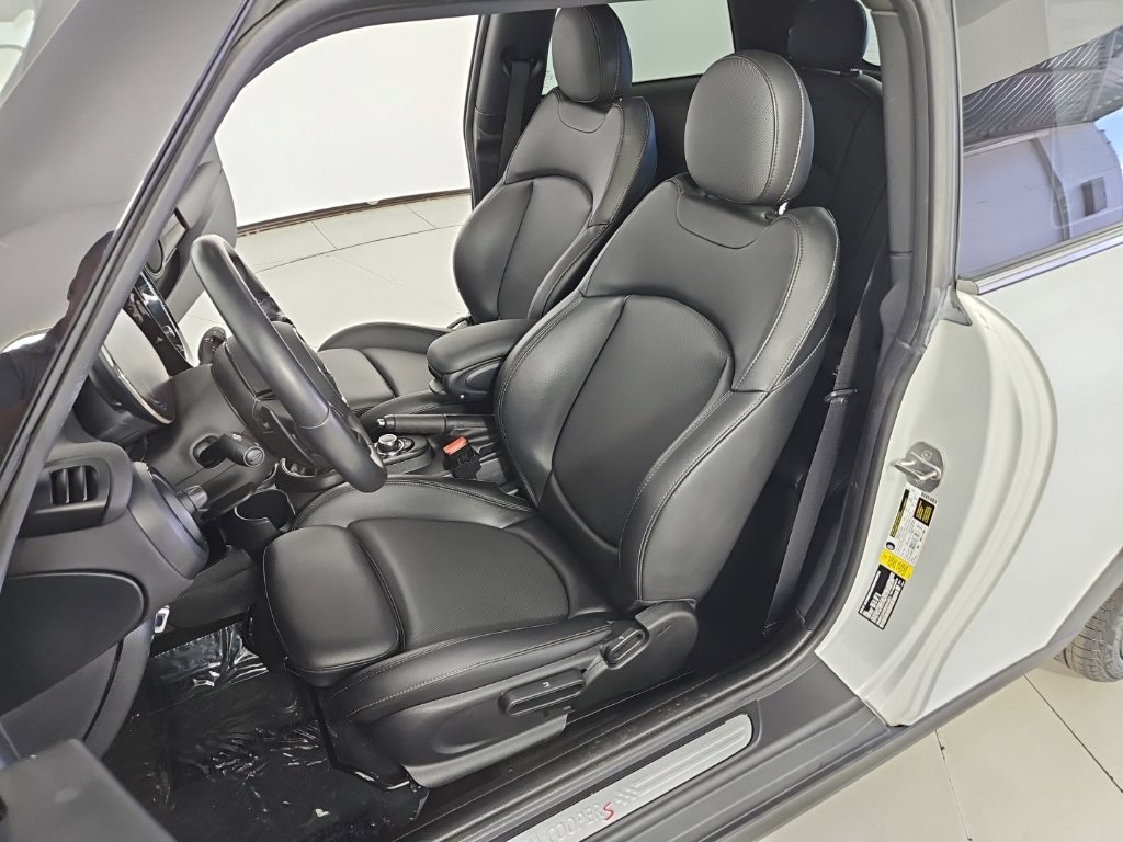 Used 2022 MINI Cooper S FWD image 23