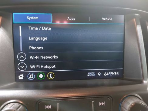Used 2022 Chevrolet Colorado LT w/ LT Convenience Package AWD/4WD image 23