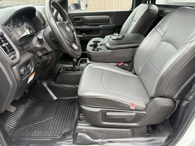 Used 2022 RAM 5500 Tradesman AWD/4WD image 17