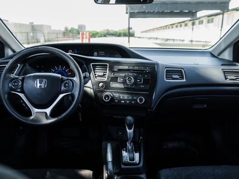 Used 2013 Honda Civic LX image 6