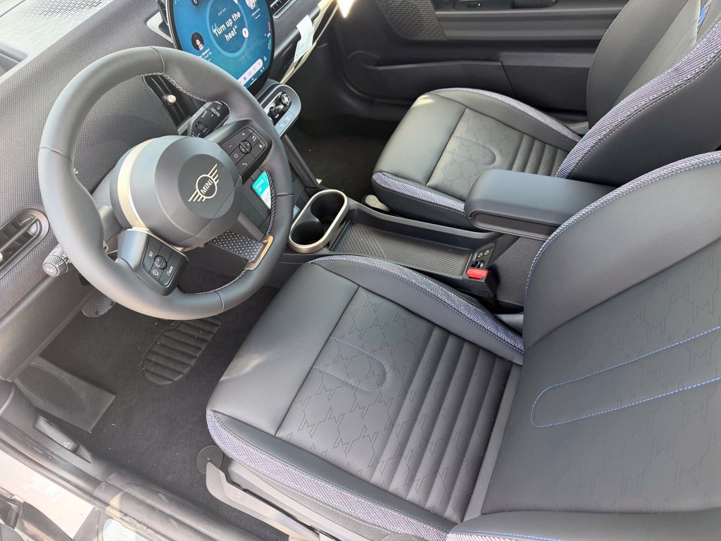 New 2026 MINI Cooper 2-Door Hardtop FWD image 9