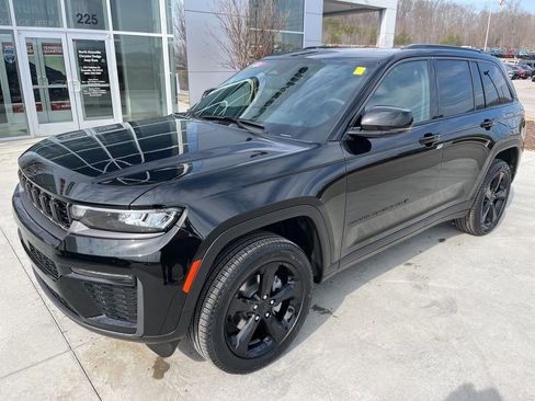 New 2026 Jeep Grand Cherokee Limited image 1