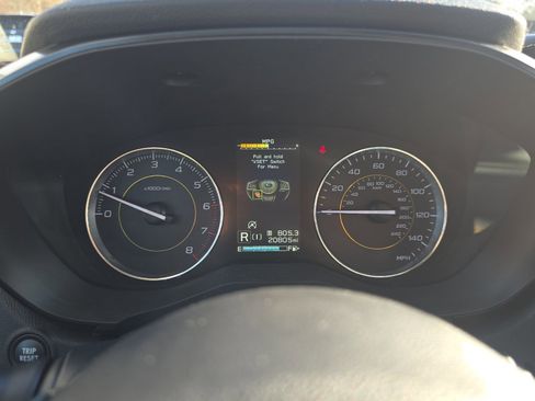 Used 2022 Subaru Crosstrek 2.5i Sport w/ Moonroof Package image 23