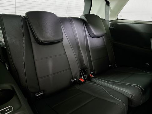 New 2026 Mercedes-Benz GLS 450 4MATIC image 29