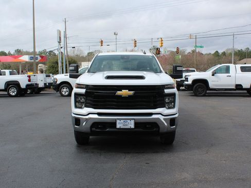 Used 2024 Chevrolet Silverado 2500 W/T w/ WT Convenience Package image 9