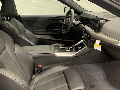 Certified 2025 BMW 230i Coupe w/ M Sport Package RWD image 24