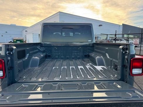 New 2026 Jeep Gladiator Sport AWD/4WD image 20