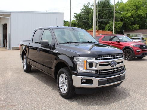 Used 2018 Ford F150 XLT RWD image 3