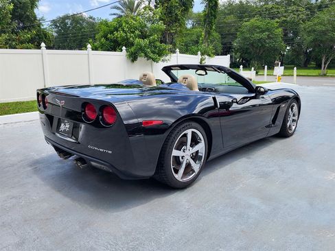 Used 2010 Chevrolet Corvette Convertible w/ Preferred Equipment Group RWD image 8