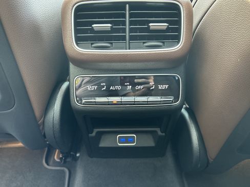 Certified 2024 Mercedes-Benz GLS 450 4MATIC image 43