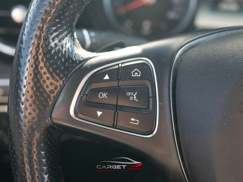 Used 2019 Mercedes-Benz GLC 300 4MATIC Coupe image 24