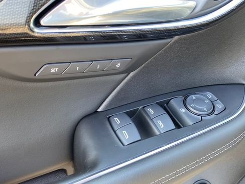 Certified 2023 Buick Envision Essence AWD/4WD image 17