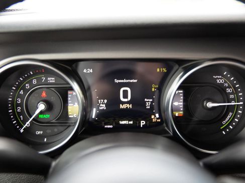 Used 2023 Jeep Wrangler Unlimited w/ Cold Weather Group AWD/4WD image 11