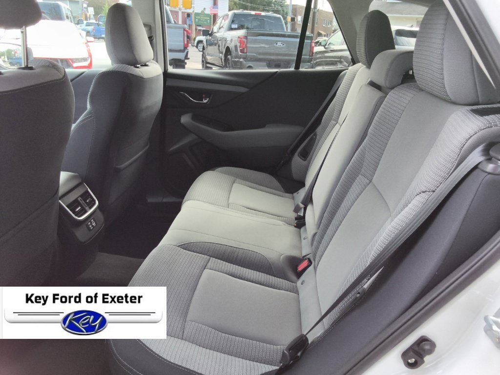 Used 2024 Subaru Outback Premium AWD/4WD image 16