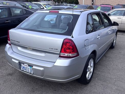 Used 2005 Chevrolet Malibu LS w/ Preferred Equipment Group FWD image 6