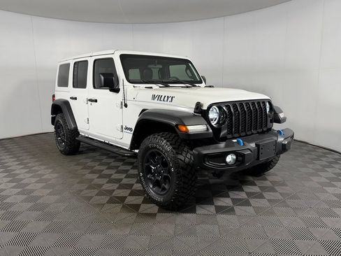 Used 2023 Jeep Wrangler Unlimited w/ Cold Weather Group AWD/4WD image 5