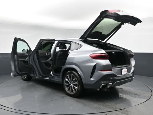 Used 2025 BMW X6 xDrive40i AWD/4WD image 28