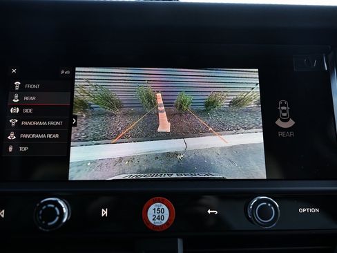 New 2026 Porsche Macan image 40