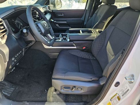 New 2026 Toyota Tundra SR5 AWD/4WD image 17