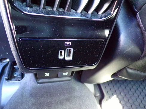 Certified 2022 Jeep Compass Latitude w/ Sun and Sound Group AWD/4WD image 15