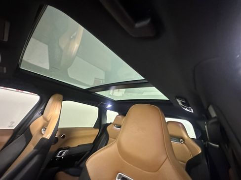 Used 2020 Land Rover Range Rover Sport SVR image 23