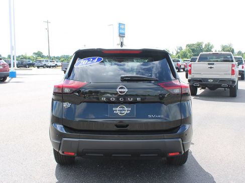Used 2024 Nissan Rogue SV AWD/4WD image 8