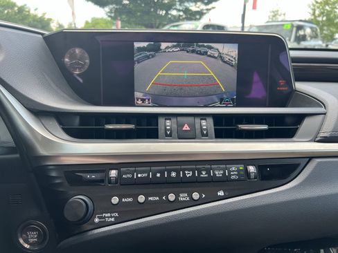 Used 2020 Lexus ES 350 w/ Premium Package FWD image 19