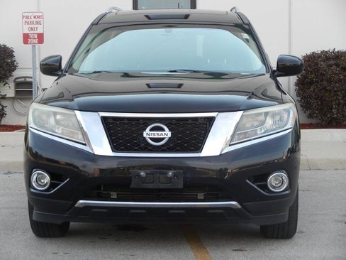 Used 2014 Nissan Pathfinder SL w/ SL Premium Package AWD/4WD image 10