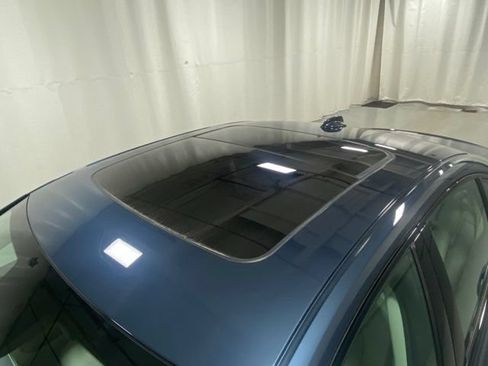 Used 2025 Volvo S60 B5 Core AWD/4WD image 6