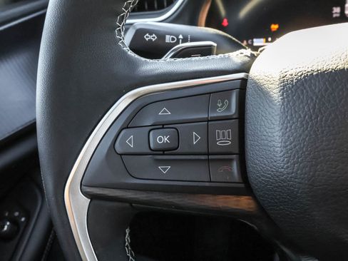 New 2025 Jeep Grand Cherokee Laredo X w/ Luxury Tech Group I image 24