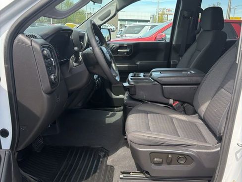 Certified 2023 Chevrolet Silverado 1500 Custom Trail Boss w/ LPO, Dark Essentials Package AWD/4WD image 7