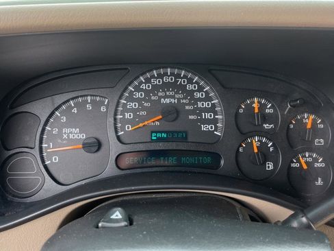 Used 2005 Chevrolet Tahoe LS image 15